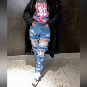 Fashion Nova Get Ready distressed boyfriend jeans